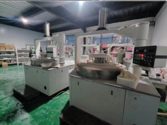 Lianyungang Shengfan Quartz Product Co., Ltd fabrika üretim hattı
