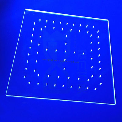 Yüksek sıcaklık uygulamaları için özelleştirilebilir boyut ve hassasiyet toleransı ile askeri sınıflı erimiş kuvars plaka