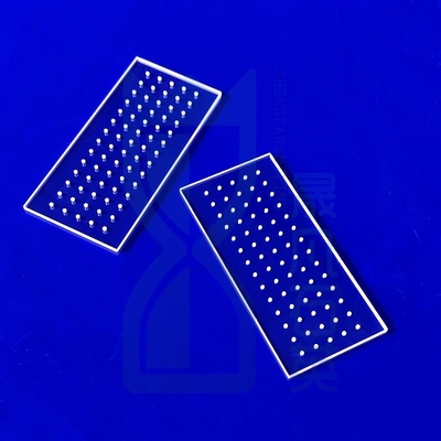 Yüksek saflıklı yüksek sıcaklıklı UV pencere delikli erimiş kuvars cam plağı
