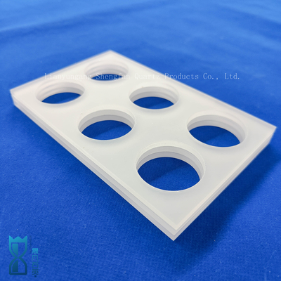 Özel Yüksek Hassasiyetli Kare Kuvars Plağı Dondurulmuş Cam Punch Sheet