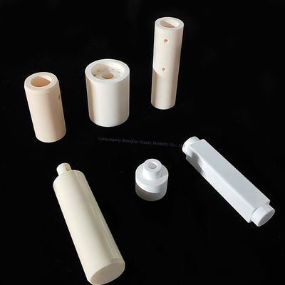 Özelleştirilebilir 1600° Yüksek Sıcaklığa Dayanıklı %99 Alümina Seramik Ateş Olan Ürünler