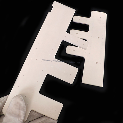 Yüksek Sıcaklıkta Refractory Keramik Düşük Isı Genişleme Katmanlılığı Zorlu Uygulamalar için Korozyona Direnci