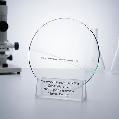 %92 Işık Geçirgenliğine, 2.2g/cm3 Yoğunluğa ve 1150°C Çalışma Sıcaklığına Sahip Özelleştirilmiş Füzyon Kuvars Levha